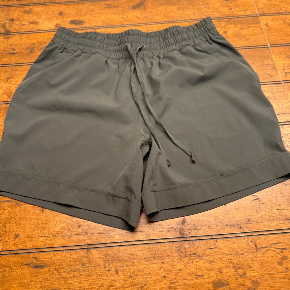 Mondetta Women's‎ Olive Green Drawstring Waist Athletic Shorts Size Medium